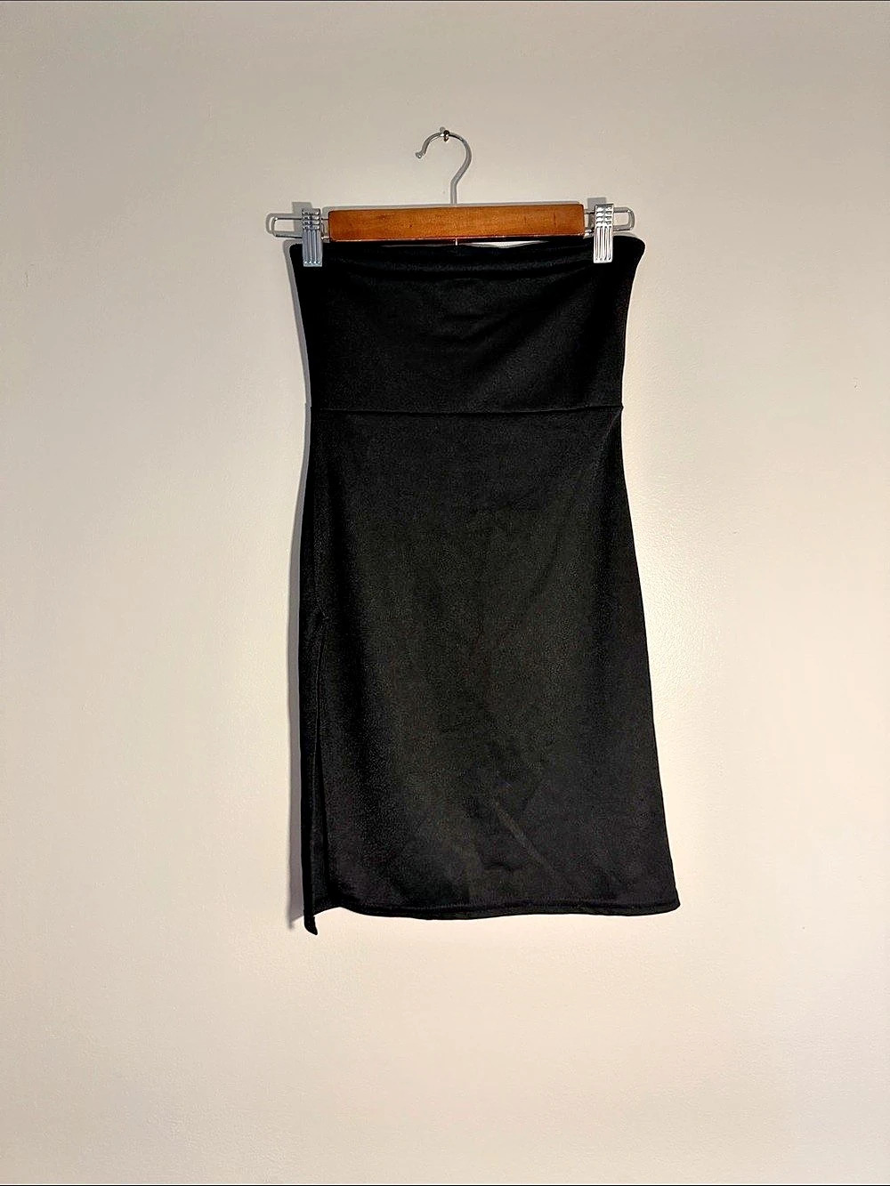 PrettyLittleThing Black Strapless Mini Dress Size 4 NWT